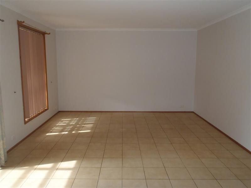 7 Leicester Grove, Andrews Farm SA 5114