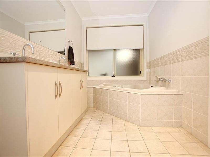 39 Charlotte Drive, Paralowie SA 5108