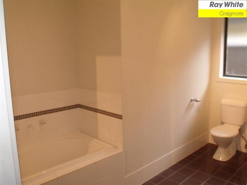 12 Oakwood Circuit, Munno Para West SA 5115