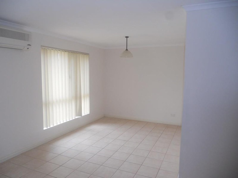 2/33 Hazel Road, Salisbury East SA 5109