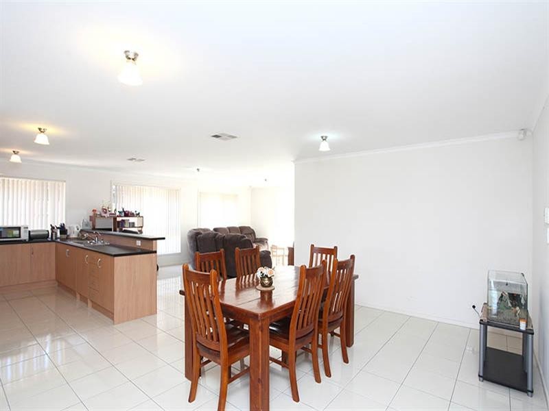 14 Oxford Drive, Andrews Farm SA 5114