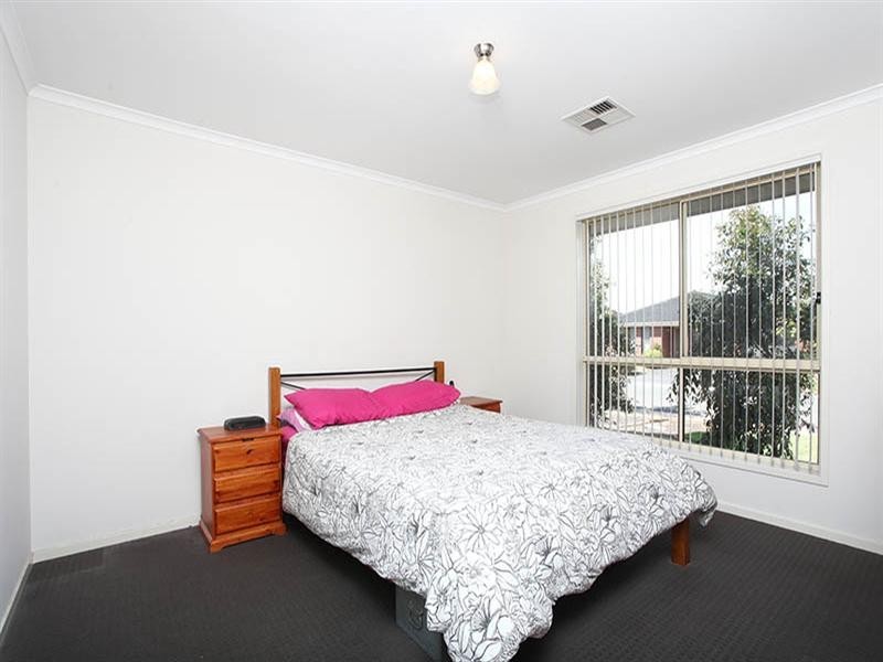 14 Oxford Drive, Andrews Farm SA 5114