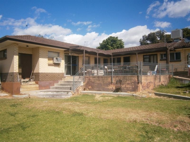 13 Launer Avenue, Rostrevor SA 5073