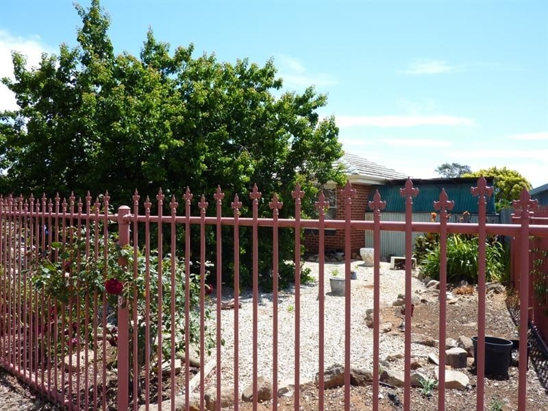 17 Atkinson Road, Elizabeth Downs SA 5113