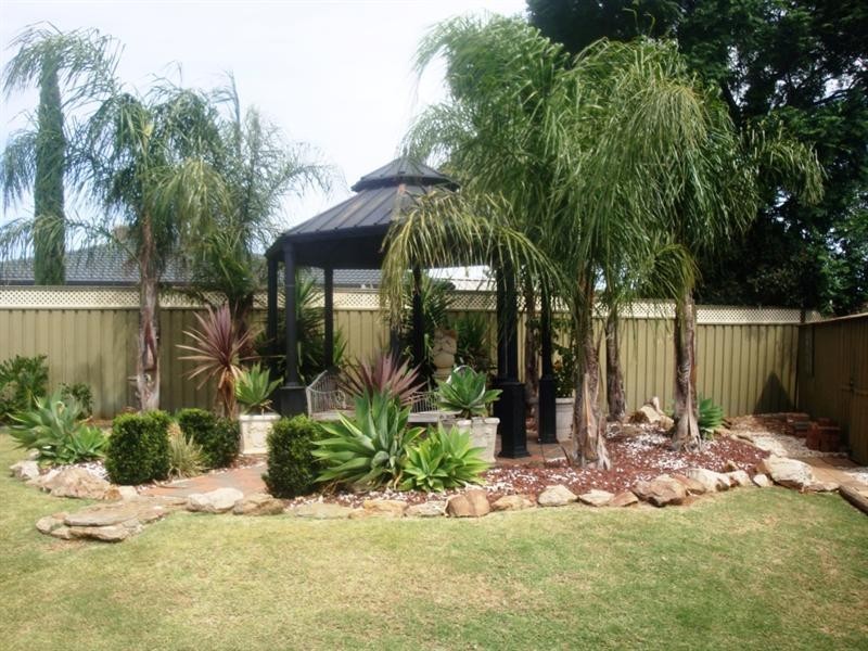 10 Laburnum Gardens, Blakeview SA 5114