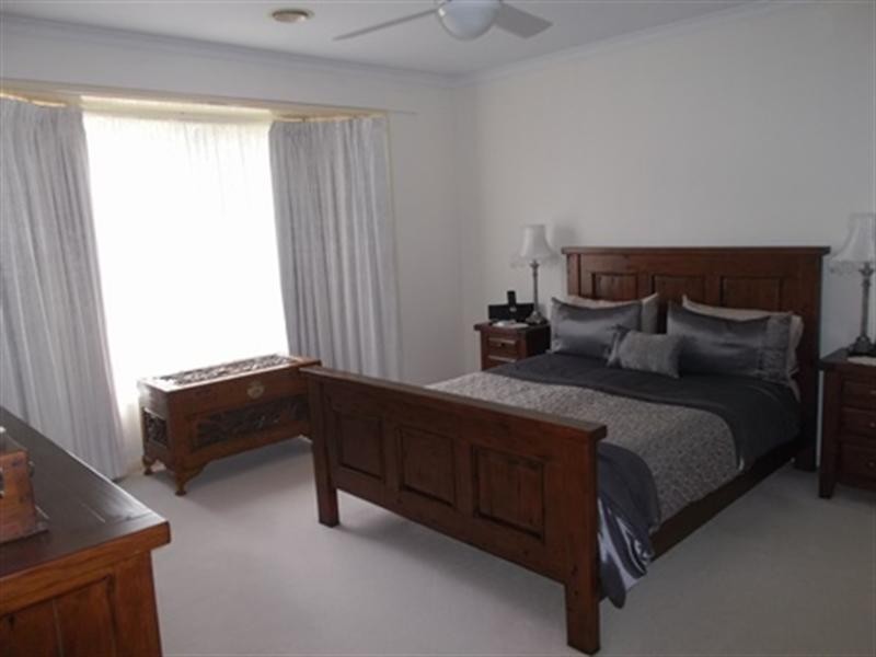 5 Whitelaws Court, Angle Vale SA 5117