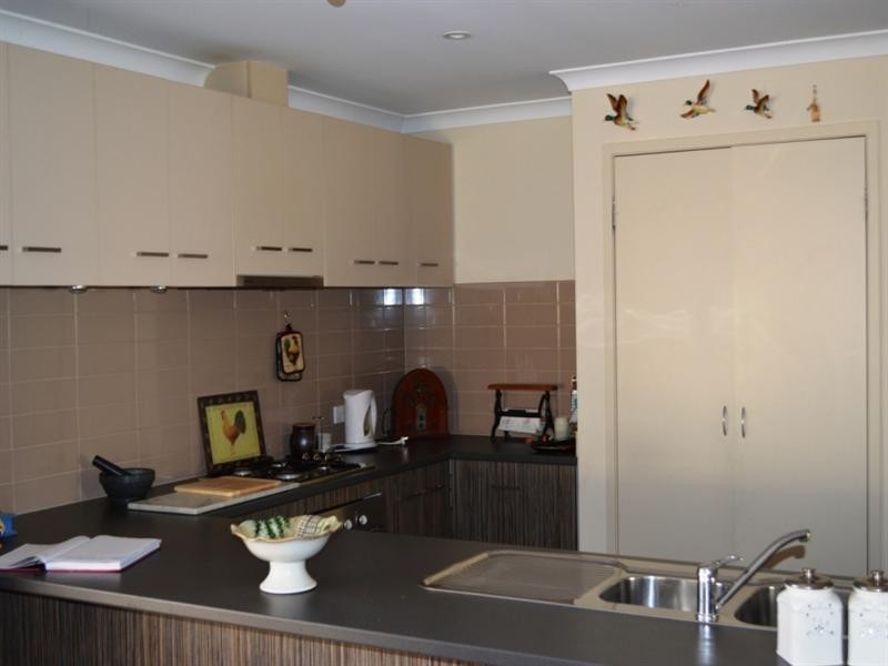 27 Arcadia Drive, Smithfield SA 5114