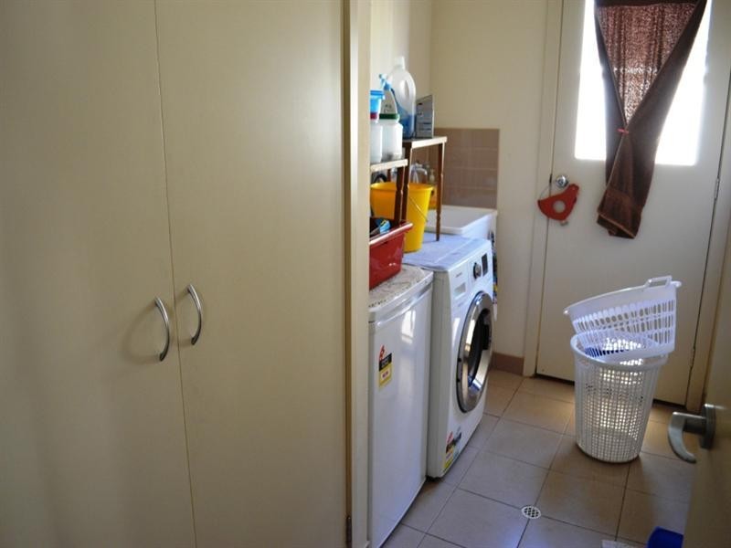 27 Arcadia Drive, Smithfield SA 5114