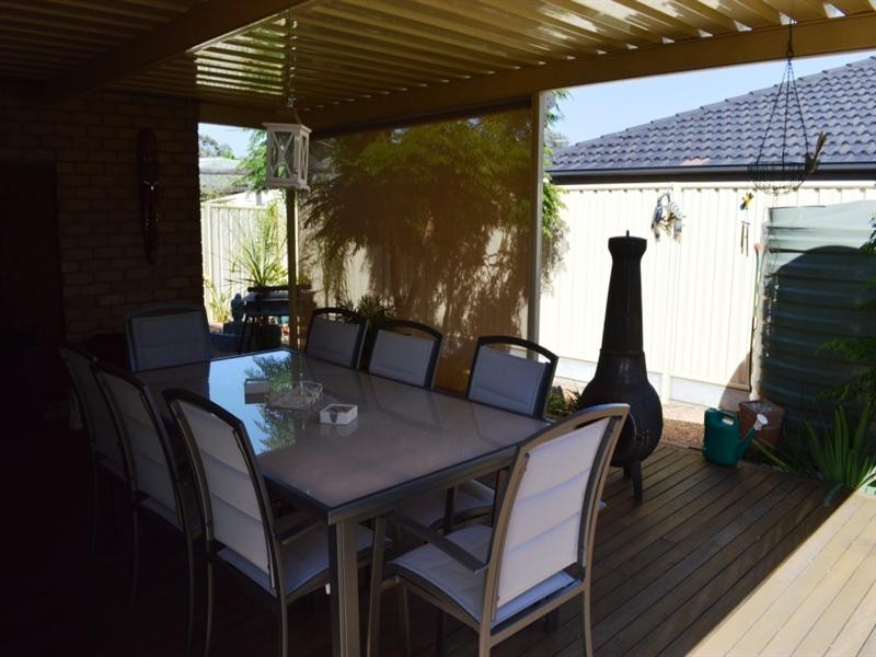 27 Arcadia Drive, Smithfield SA 5114