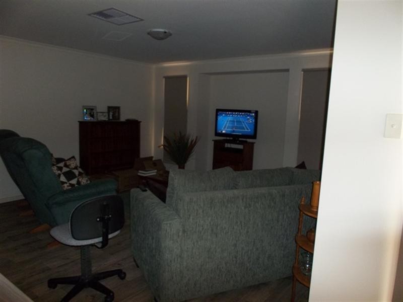 21 Osborne Street, Evanston Gardens SA 5116