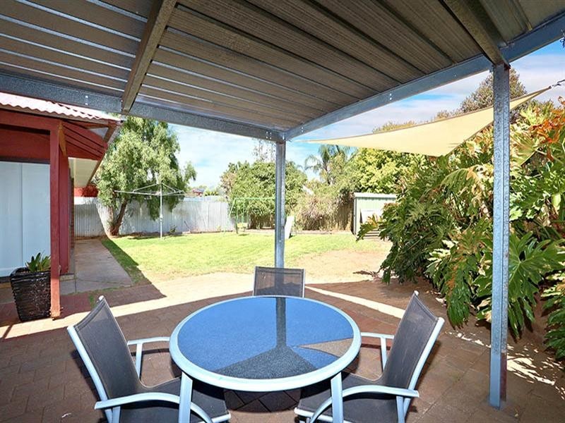 24 Trevalsa Court, Salisbury Heights SA 5109