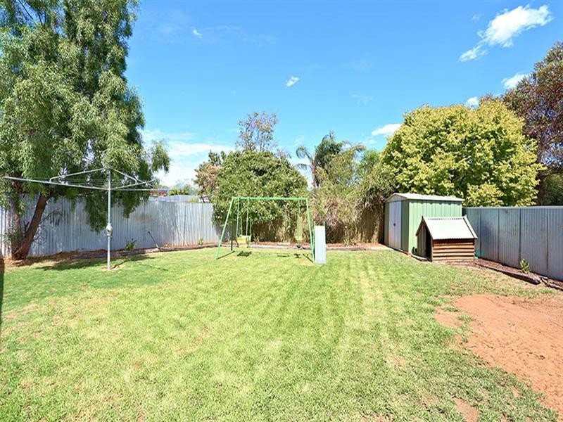 24 Trevalsa Court, Salisbury Heights SA 5109