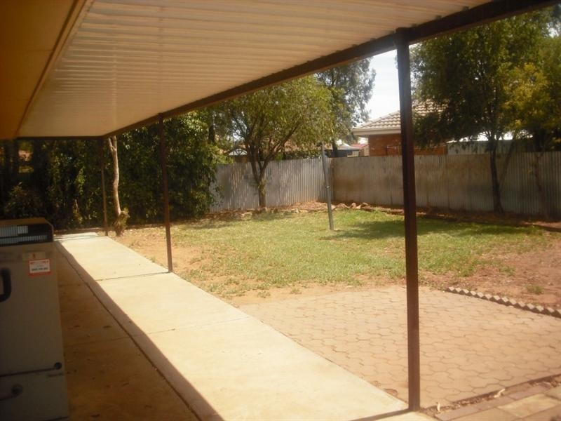 8 Rustic Grove, Andrews Farm SA 5114