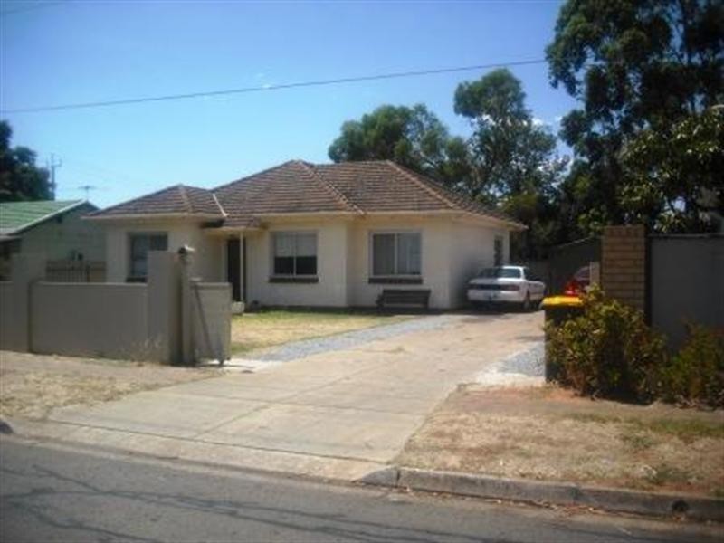4 Banks Street, Salisbury SA 5108
