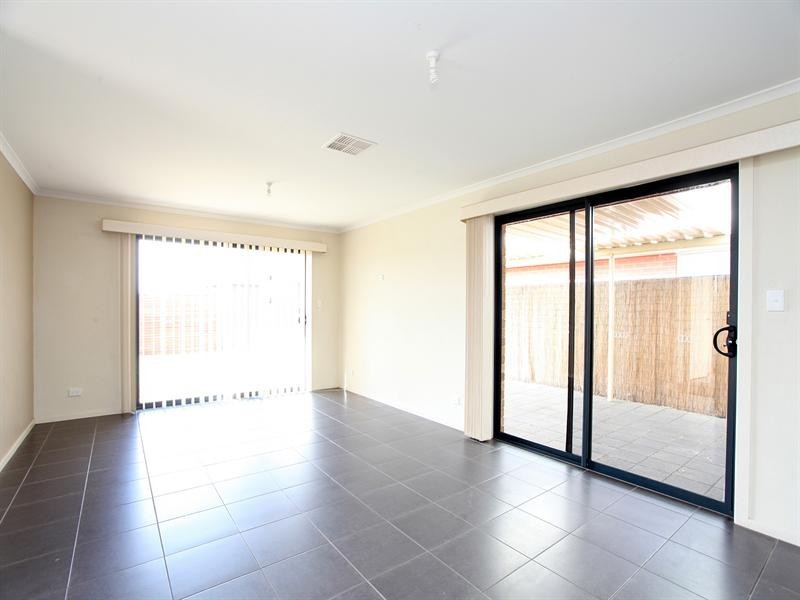 6 Caspian Lane, Andrews Farm SA 5114