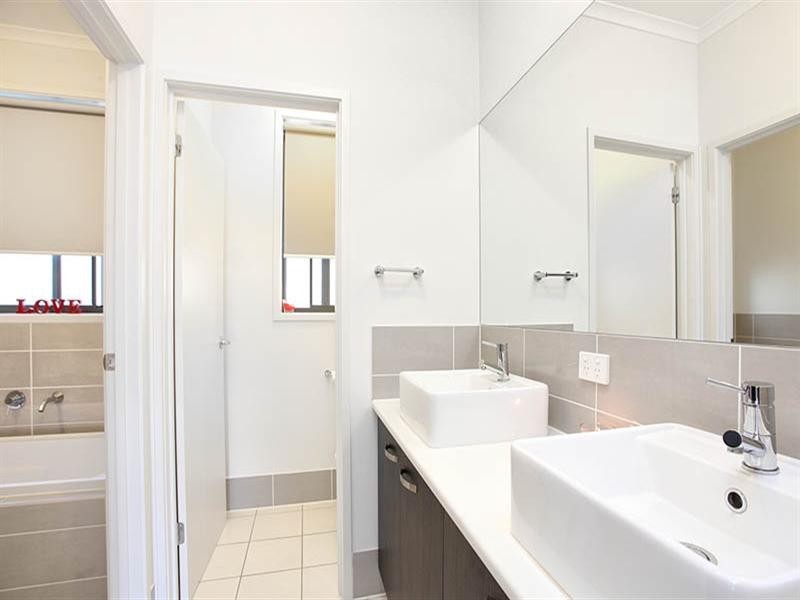 1 Kenton Place, Blakeview SA 5114