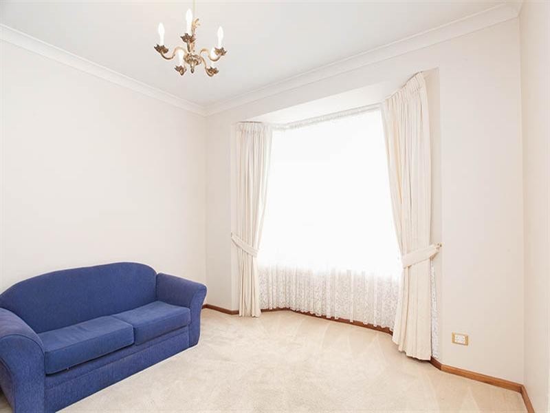 19 Shackleton Court, Greenwith SA 5125