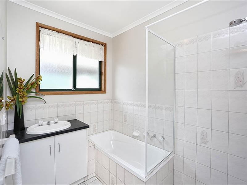 24 Lynton Court, Blakeview SA 5114