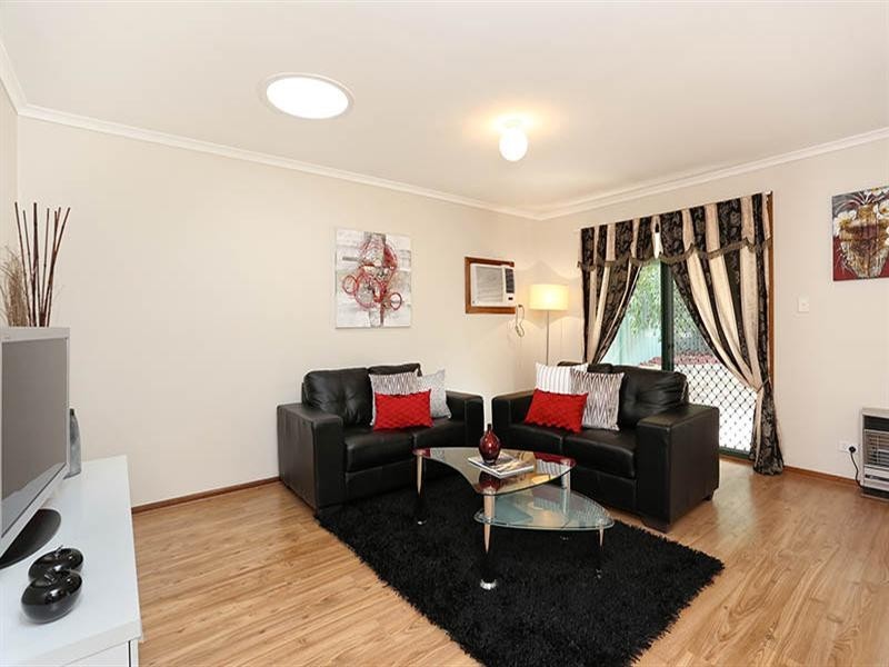 24 Lynton Court, Blakeview SA 5114