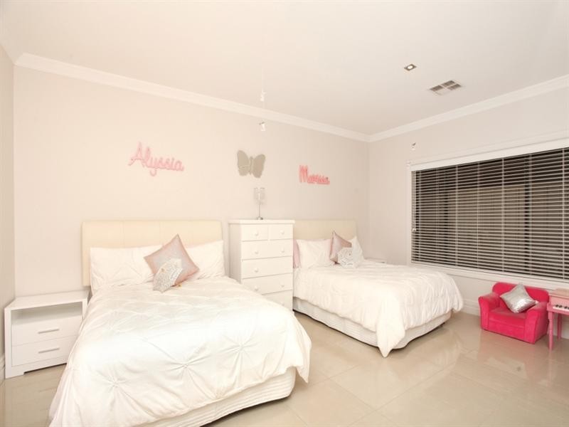 12 Glenfield Circuit, Angle Vale SA 5117