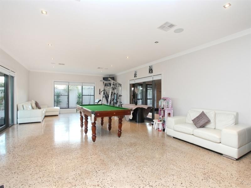 12 Glenfield Circuit, Angle Vale SA 5117