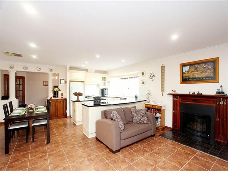 22 Castle Court, Blakeview SA 5114