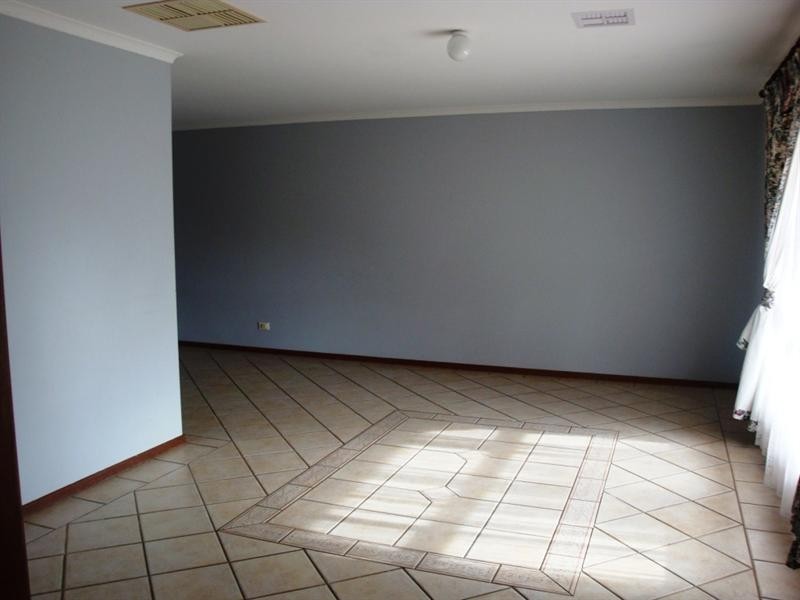 6 Amberdale Road, Blakeview SA 5114