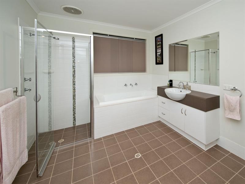 6 Semillon Crescent, Andrews Farm SA 5114