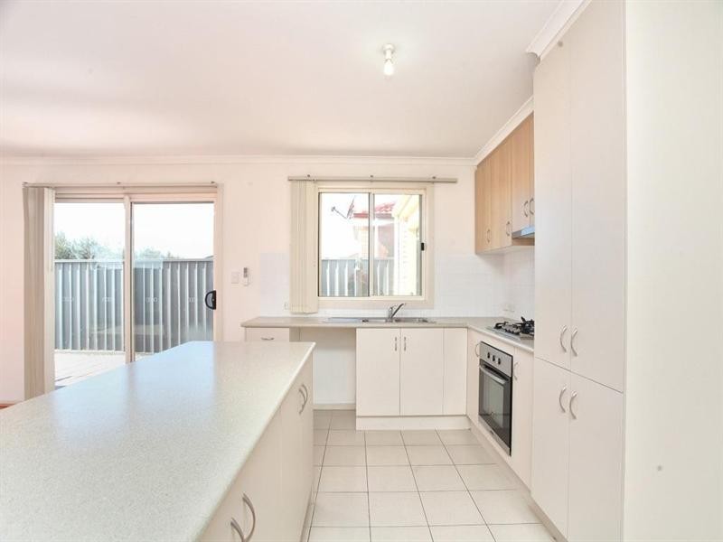 38 St Lawrence Avenue, Andrews Farm SA 5114