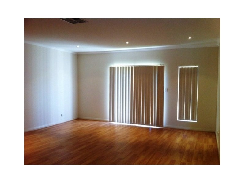 31/107-109 Kings Road, Parafield Gardens SA 5107