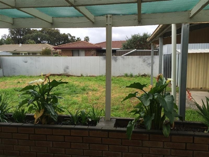 20 Nicholls Drive, Burton SA 5110