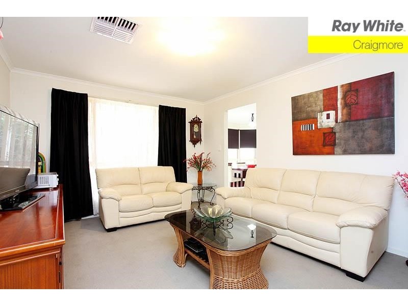 16 Vine Parade, Munno Para West SA 5115