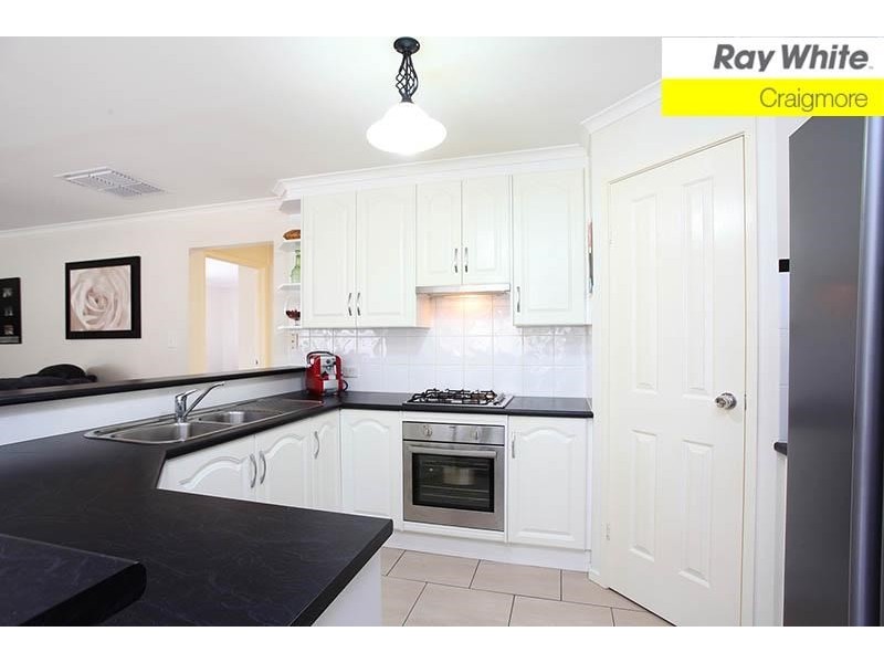 16 Vine Parade, Munno Para West SA 5115