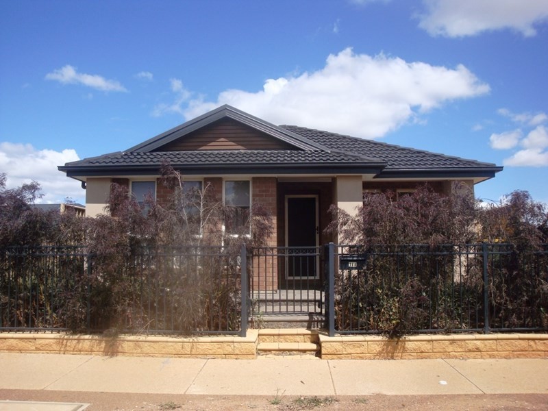 166 Newton Boulevard, Munno Para West SA 5115