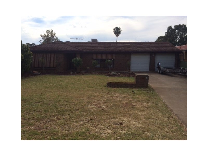 5 Smith Street, Blakeview SA 5114