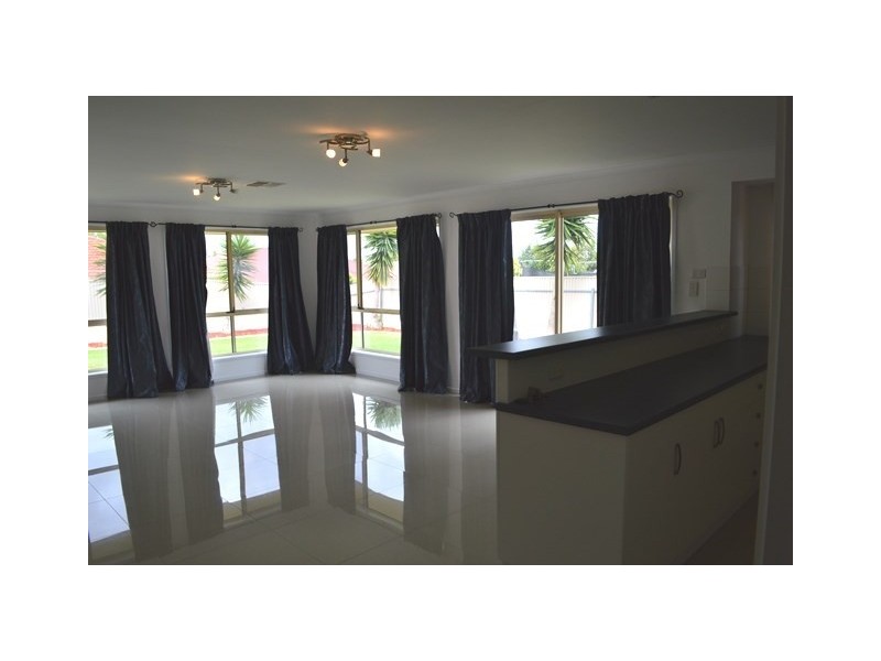 16 Lancelot Street, Blakeview SA 5114