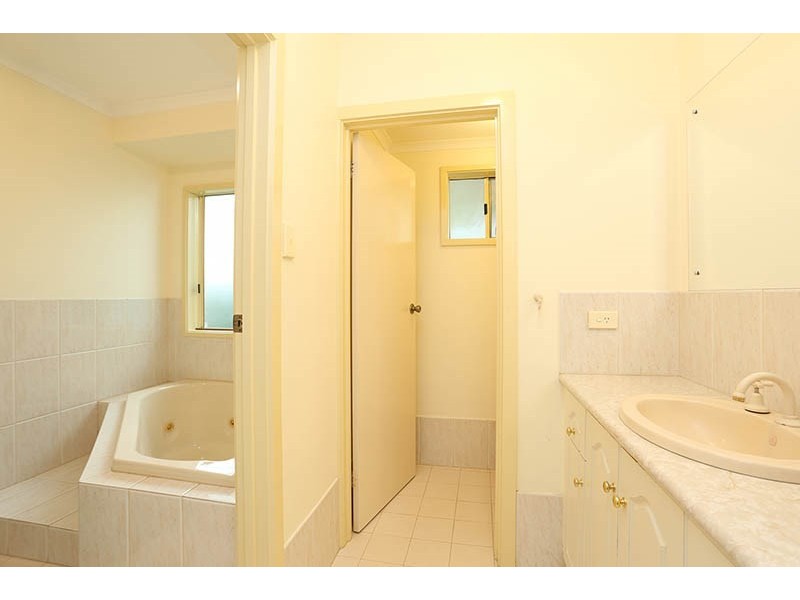 5 Whitelaws Court, Angle Vale SA 5117