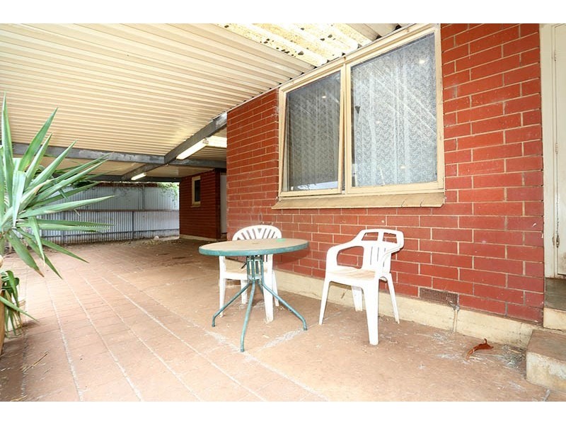 11 Lulama Crescent, Munno Para SA 5115