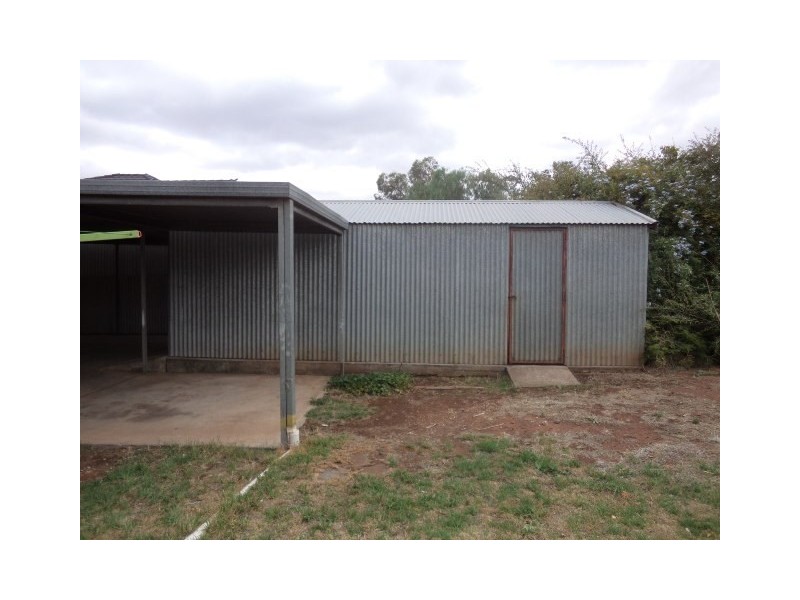 18 Midway Road, Elizabeth East SA 5112