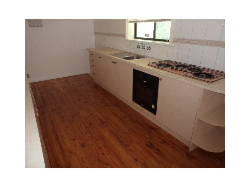 15 Barton Road, Elizabeth Downs SA 5113