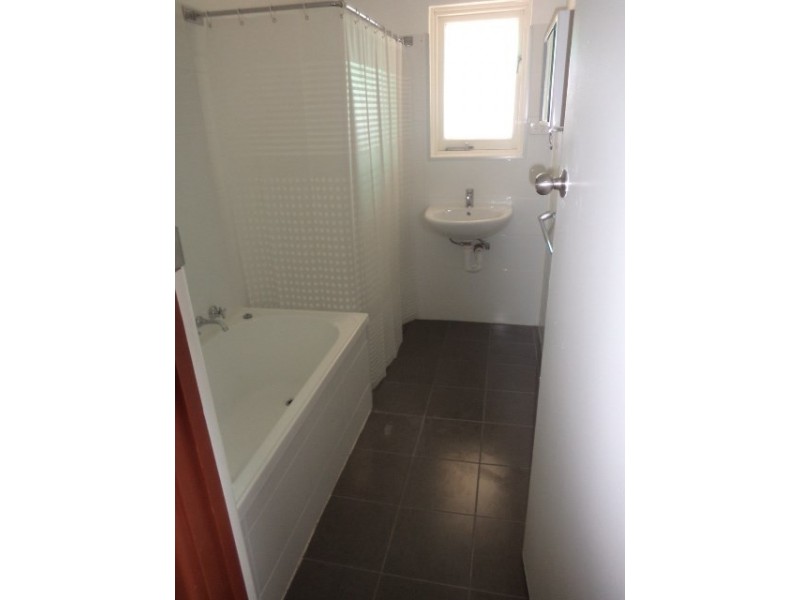 15 Barton Road, Elizabeth Downs SA 5113