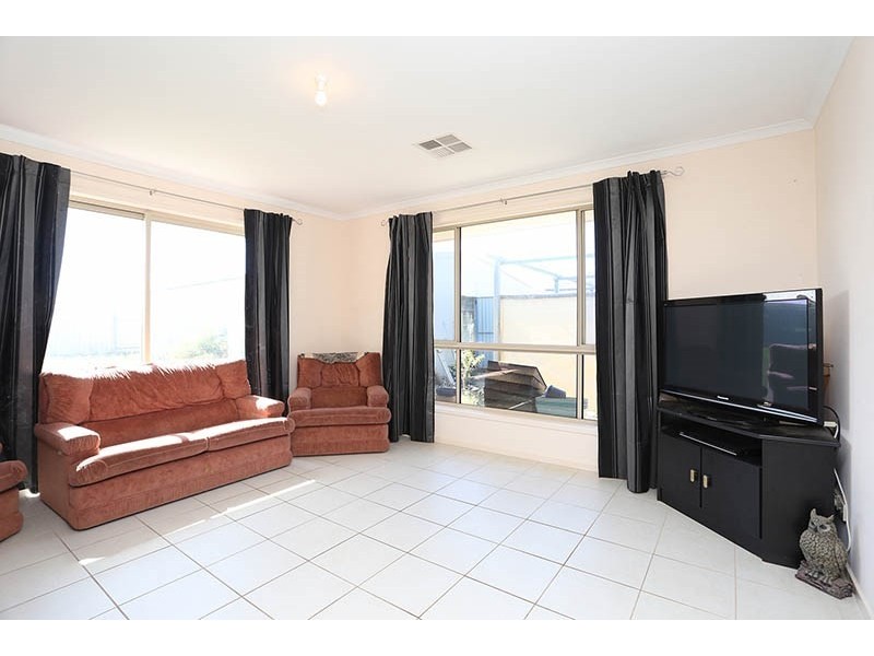 17 Claret Avenue, Virginia SA 5120