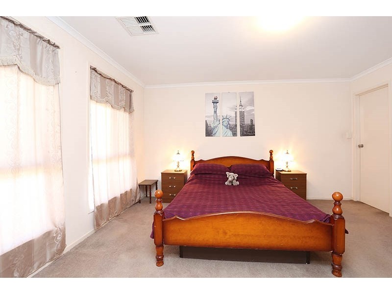 17 Claret Avenue, Virginia SA 5120