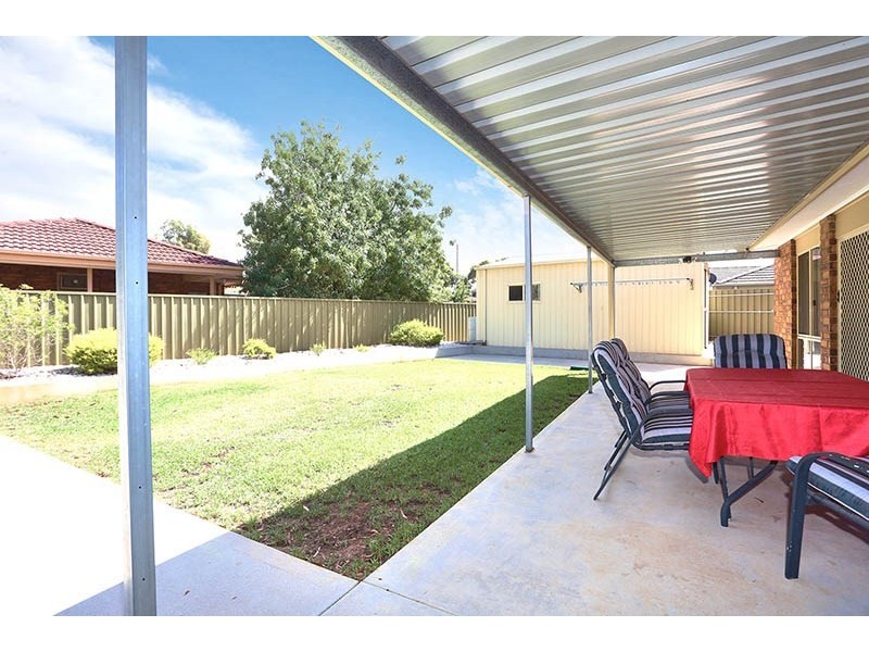 8 Leicester Grove, Andrews Farm SA 5114