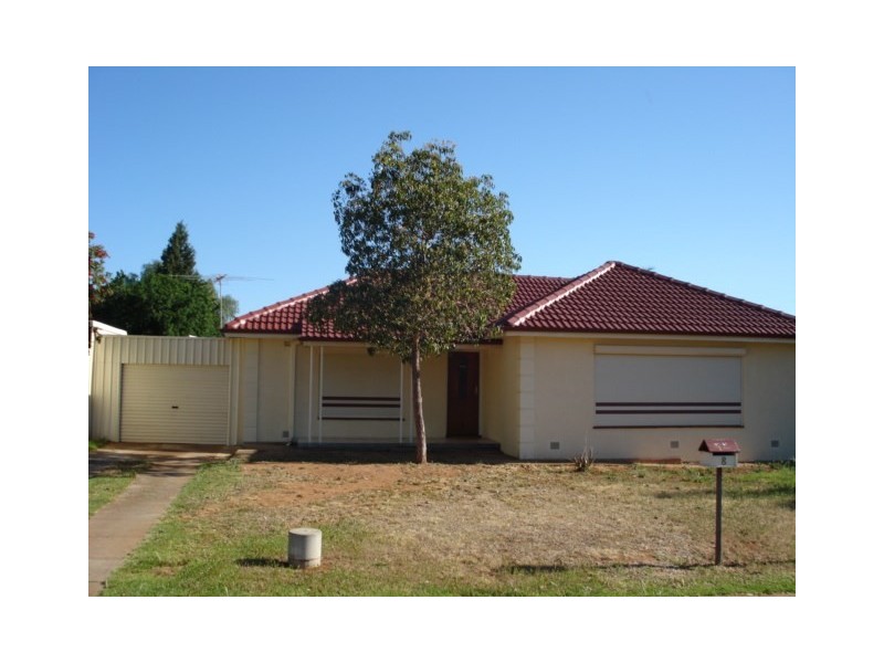 8 Robins Street, Elizabeth Downs SA 5113