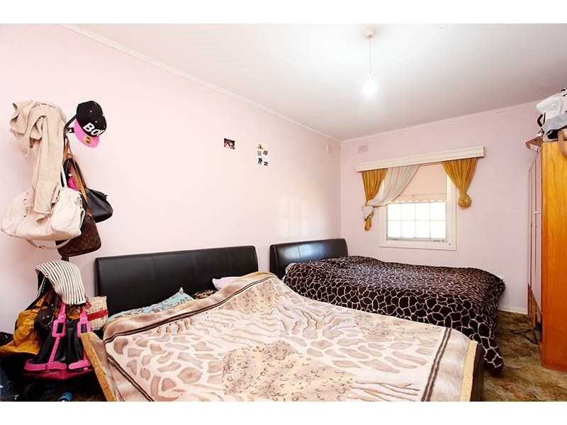 16 Marshalsea Road, Elizabeth Park SA 5113