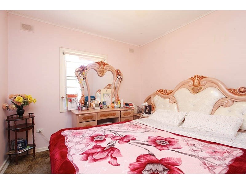 16 Marshalsea Road, Elizabeth Park SA 5113