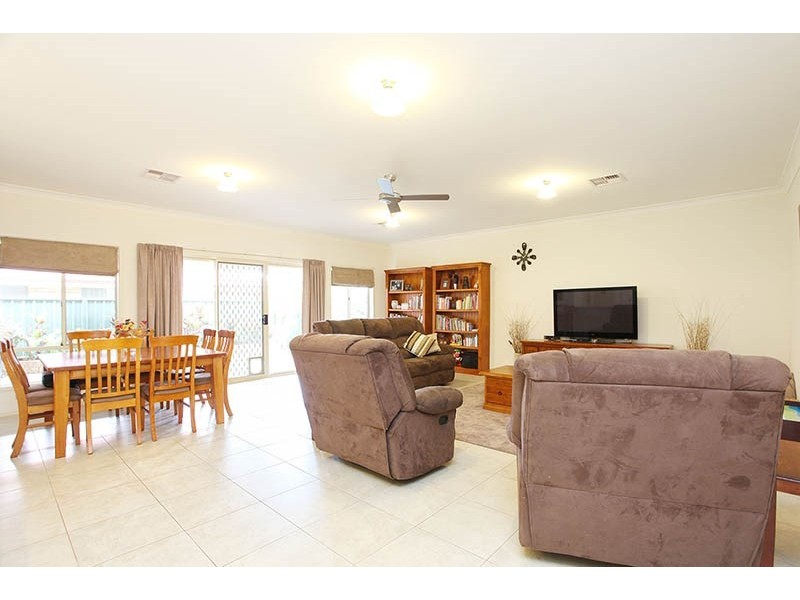 13 Tatura Road, Munno Para West SA 5115