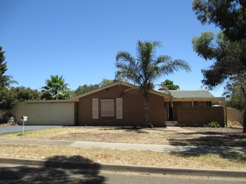 2 Inwood Road, Elizabeth East SA 5112