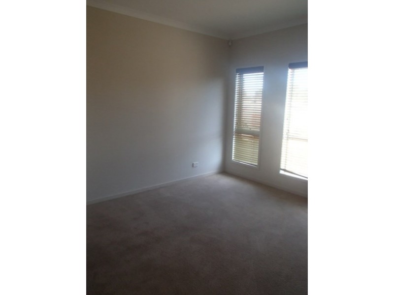 15 Margaret Place, Blakeview SA 5114